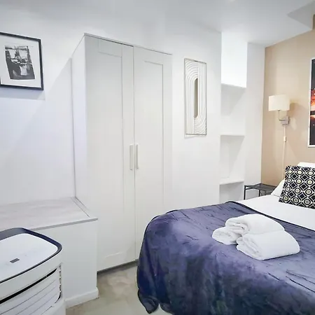 100 - Luxury 2 Bedroom - Beaubourg Marais *