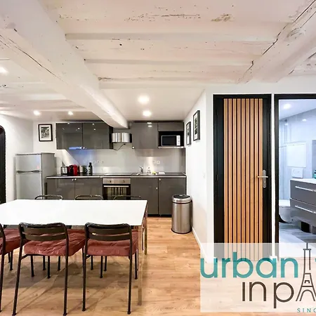 Apartment 100 - Luxury 2 Bedroom - Beaubourg Marais