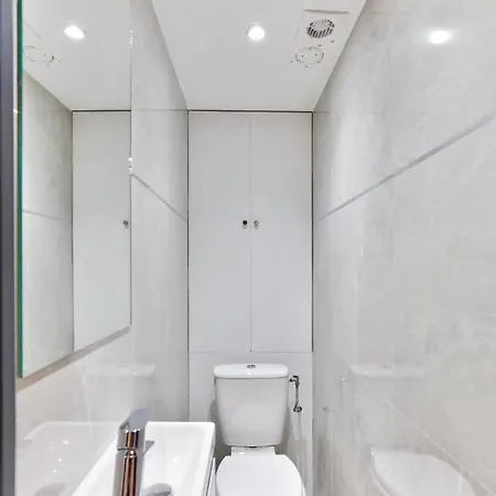 100 - Luxury 2 Bedroom - Beaubourg Marais *
