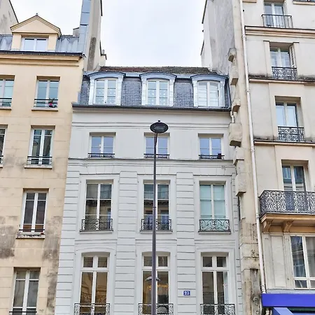 100 - Luxury 2 Bedroom - Beaubourg Marais * París