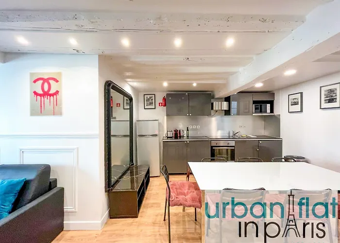 100 - Luxury 2 Bedroom - Beaubourg Marais Διαμέρισμα *