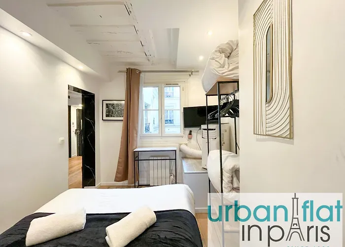 100 - Luxury 2 Bedroom - Beaubourg Marais * Παρίσι